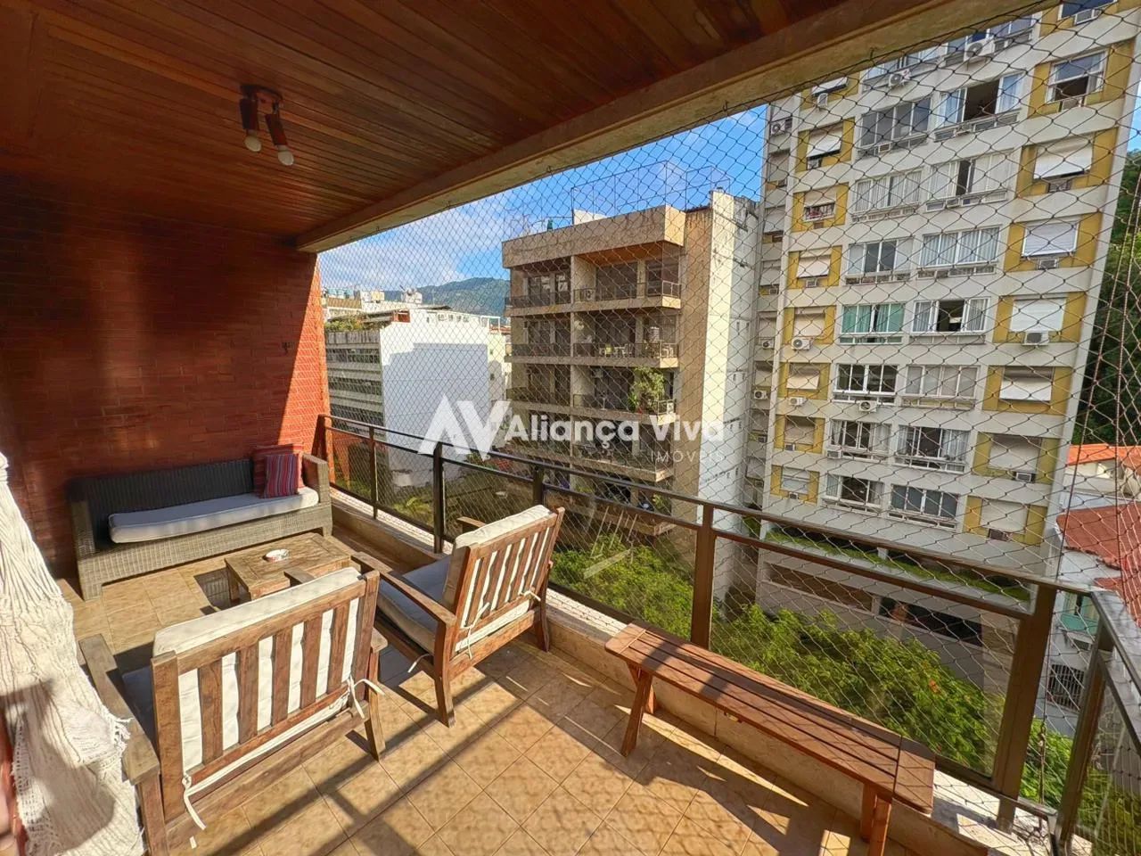 Ipanema - 2 quartos com varanda e vaga - Foto 4