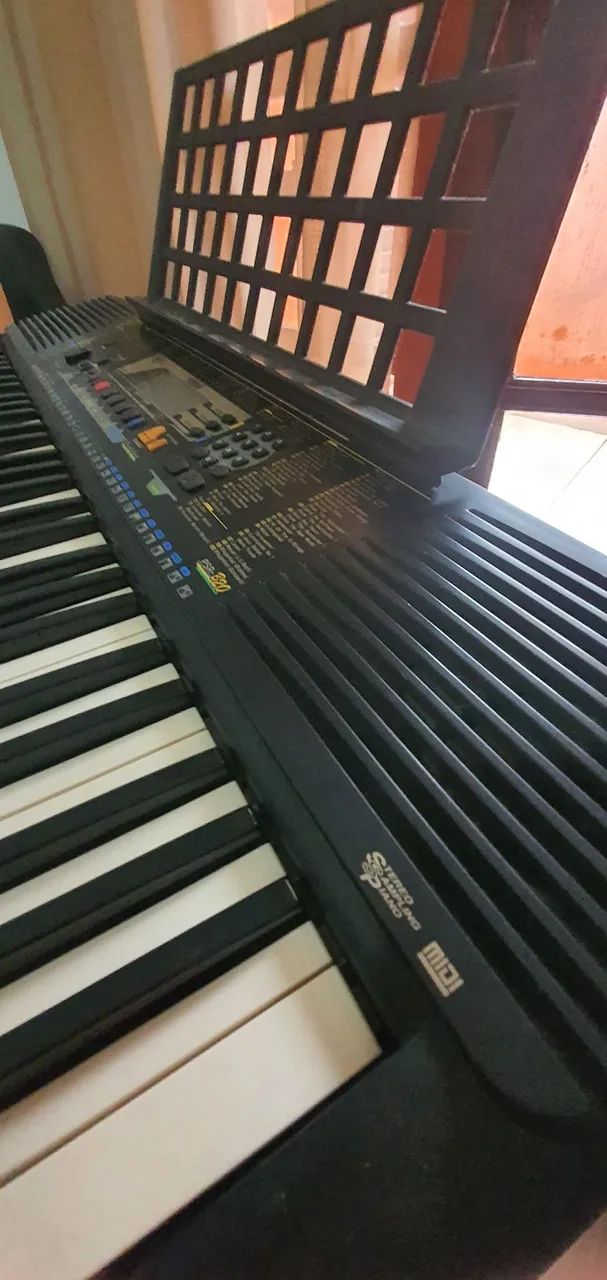 ? Teclado Yamaha PSR-E403 + Suporte - Foto 2