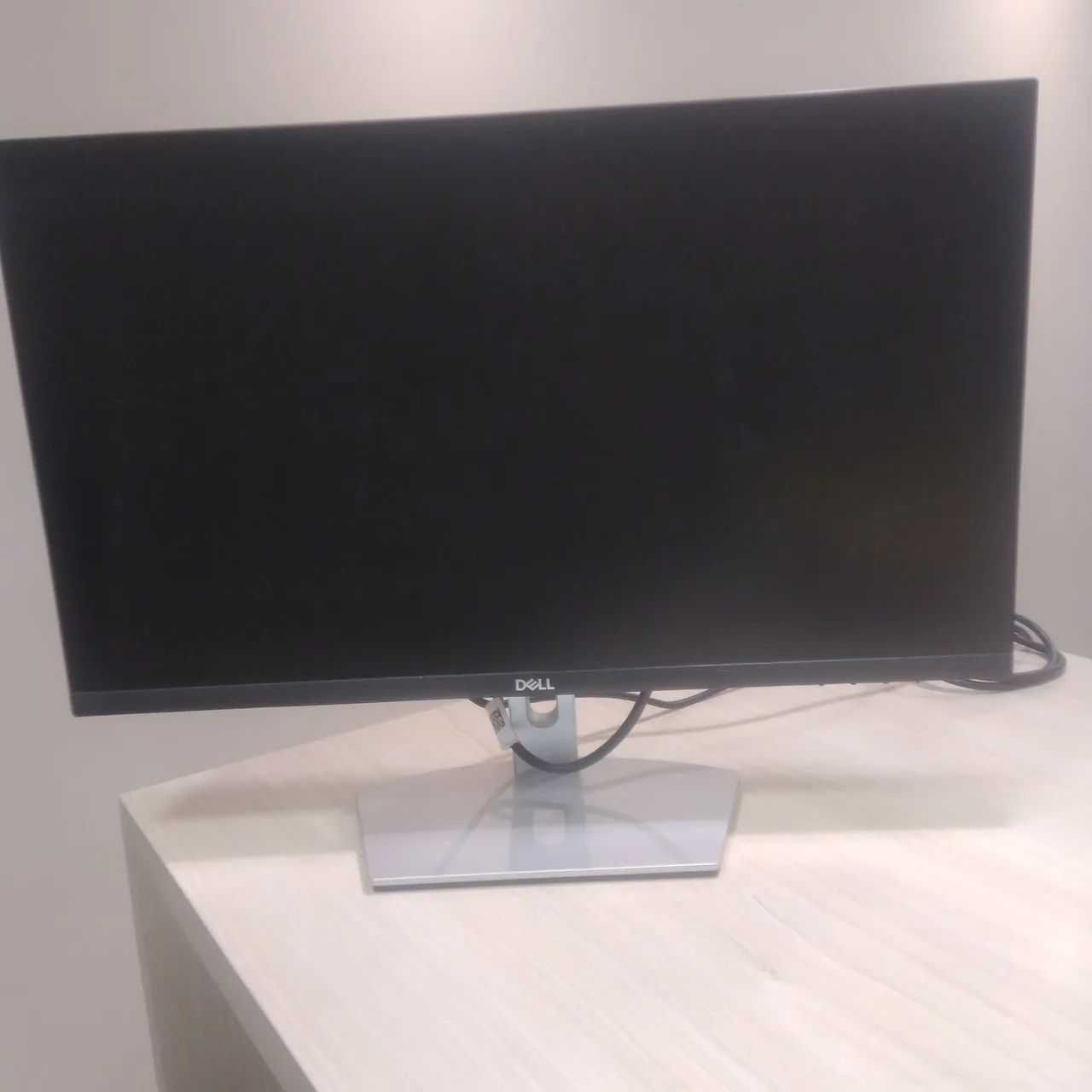Monitor Dell 23.8' branco seminovo - Foto 3