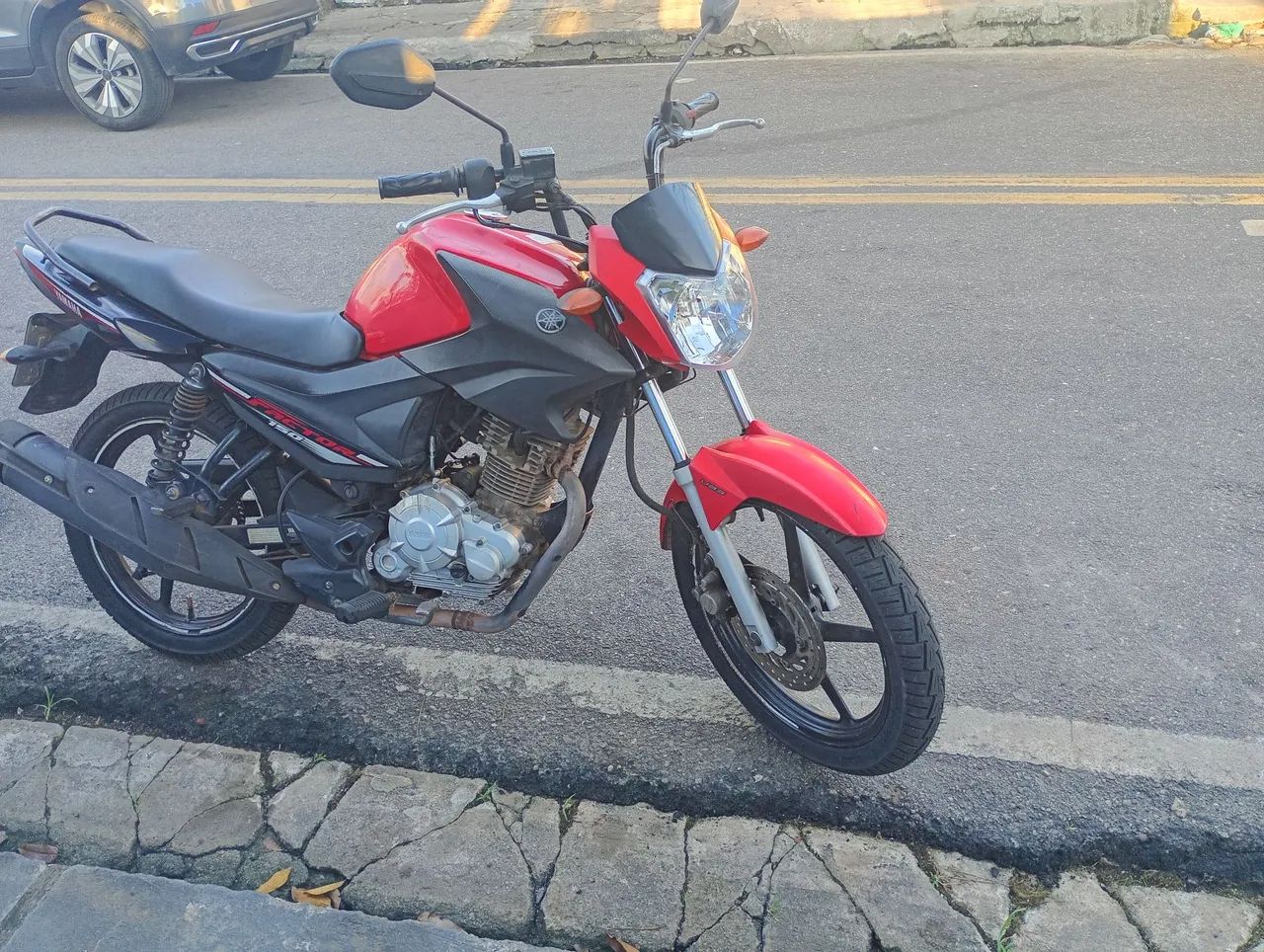 Factor 150 2018 vermelha 
