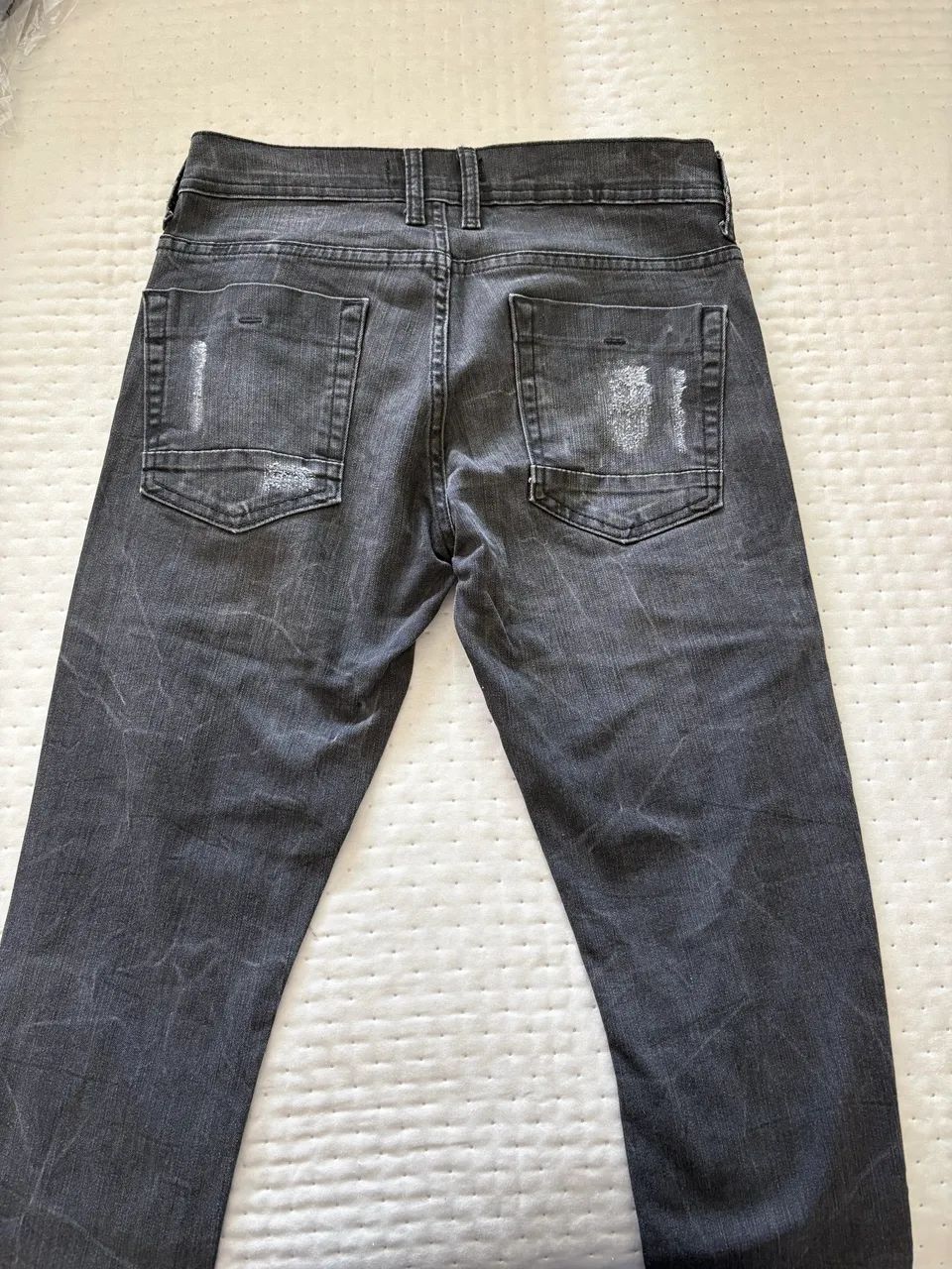 Calça jeans preta tam 36 - Foto 2