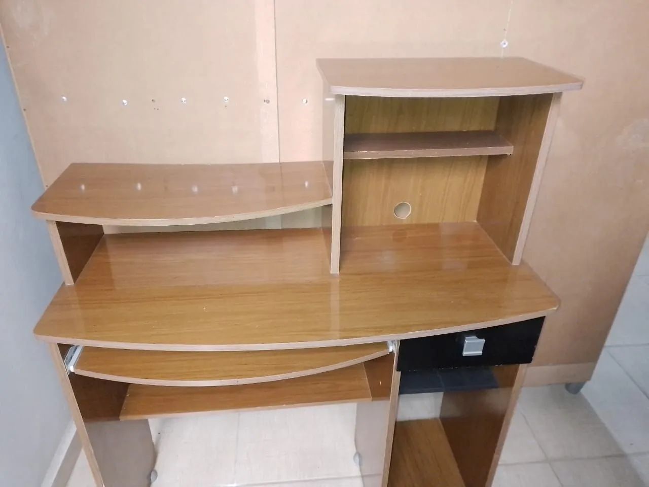 Computer Desk462821577102479360