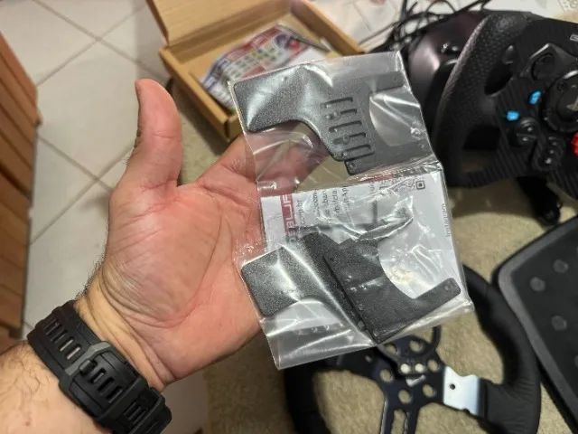 Volante G29 + Volante Formula Gridburn e acessórios  - Foto 2