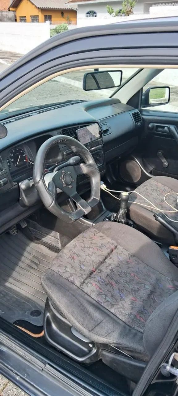 Volkswagen Golf GL 1.8/ 2.0i 4P 1995 - Foto 5