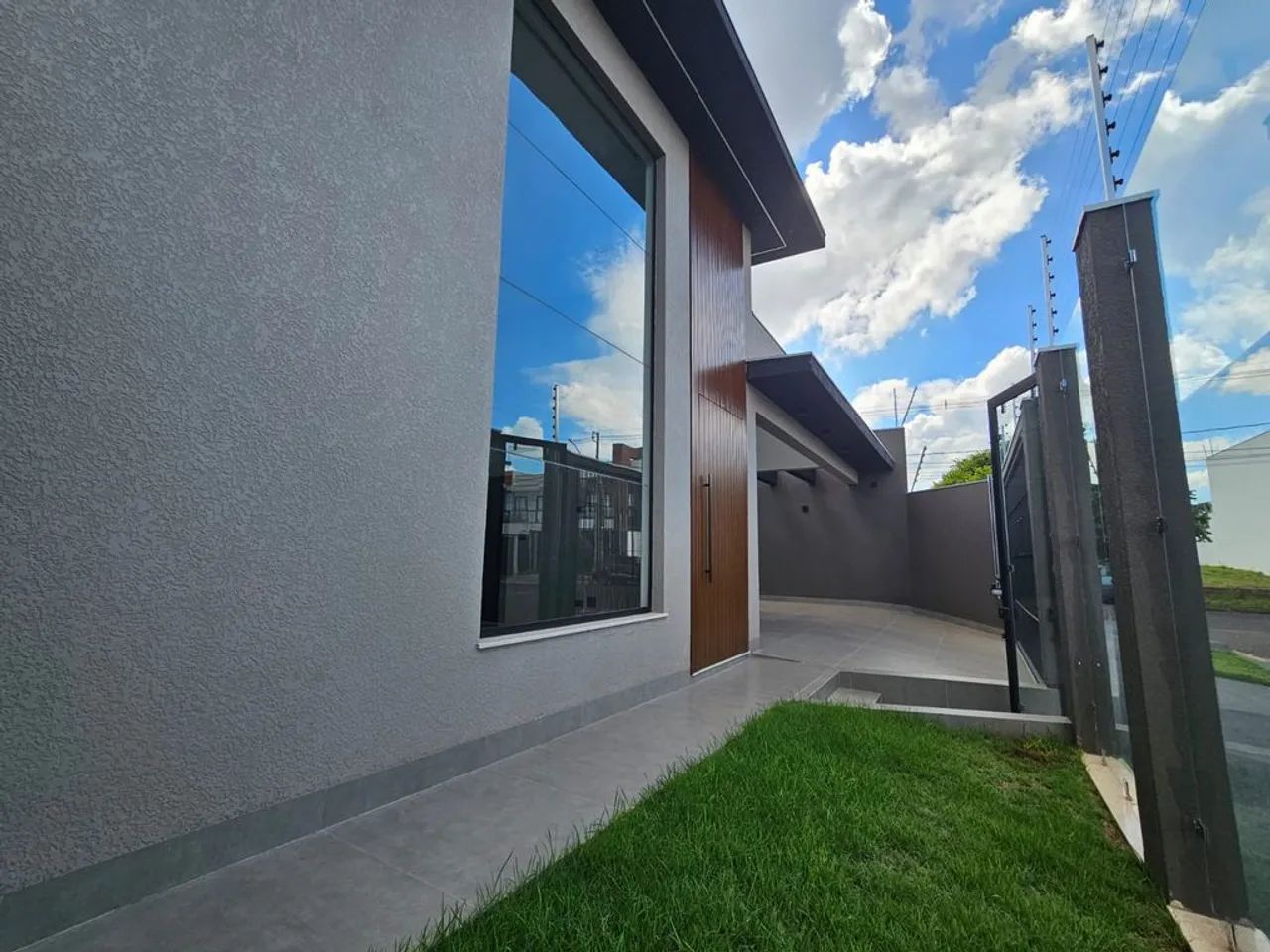 LINDA CASA COM PISCINA NO JARDIM ESPANHA  MARINGÁ - Foto 3
