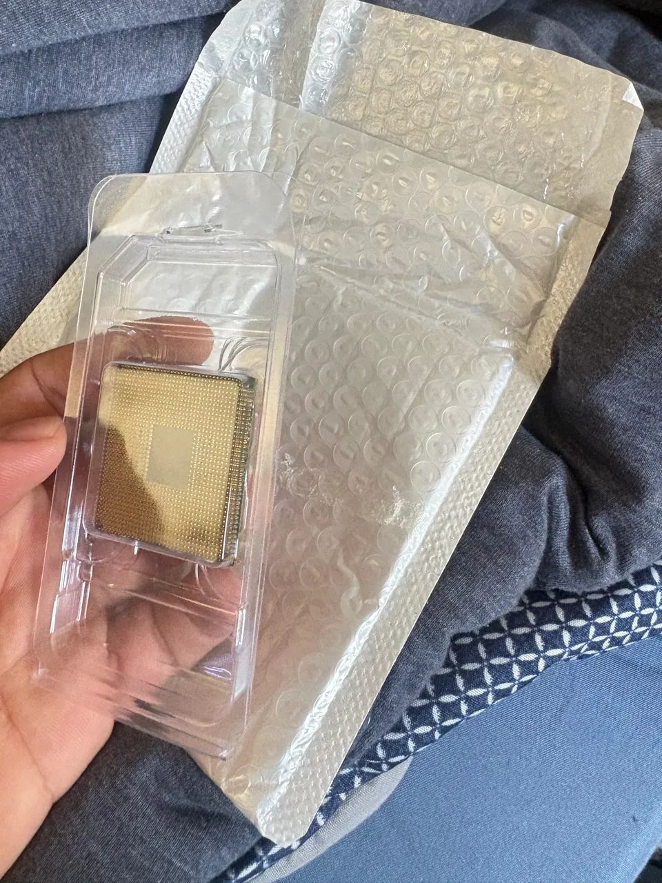 Processador Ryzen 5 5600 usado com caixa e cooler original - Foto 4
