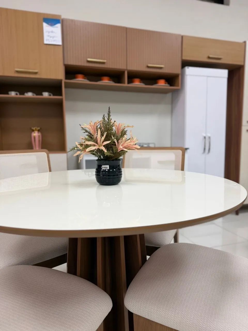 Mesa de Jantar Dalla Costa com 04 Cadeiras - Entrega Imediata - Foto 6