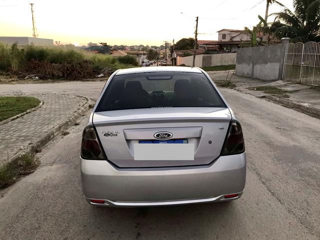 Fiesta Sedan 1.6 - 2014 _ 2.500 de entrada _ Completo _ 62 km - Foto 2