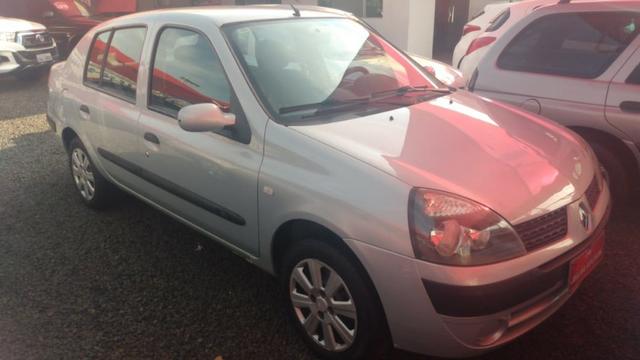 Clio Sedan(1.0)(completo(Financie*até 100%do veiculo(Parcelas a partir de R$449,90) 04/05