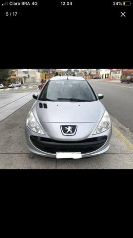 Peugeot 207 - Foto 2