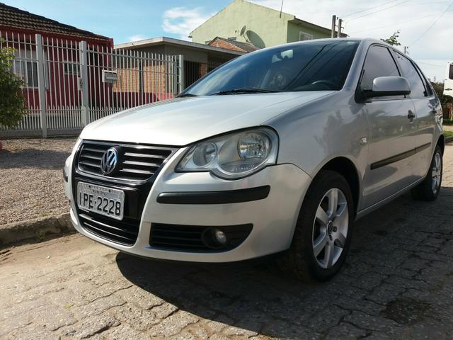 Polo Hatch