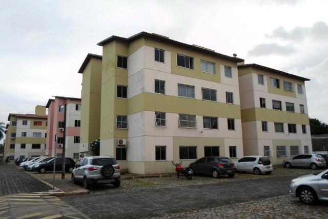 Oportunidade - Apto no 1o Andar, 02 Qtos, 50m2, 1 Vg na Av J. Kubitschek, Passaré