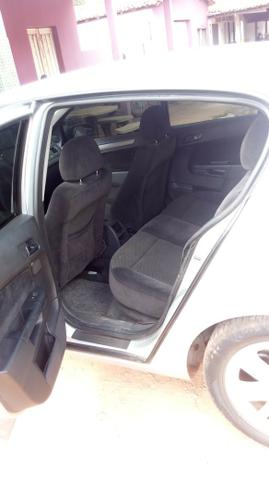 Vectra GT - Foto 2