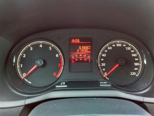 VOLKSWAGEN GOL TRENDLINE G6 1.0 12V FLEX Branco 2016/2017 - Foto 14