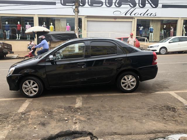 Etios slx sedan