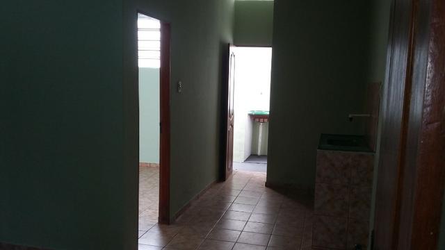R$ 480 reais exc kitnet estilo apto na cidade nova 8 px, esmac com 1/4 sl coz wc