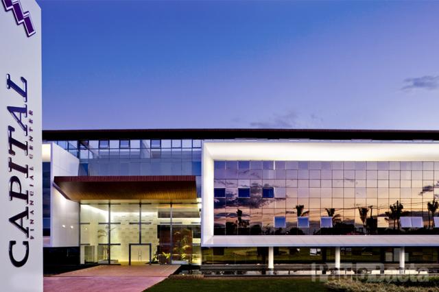 Salas e Lojas - Capital Financial Center