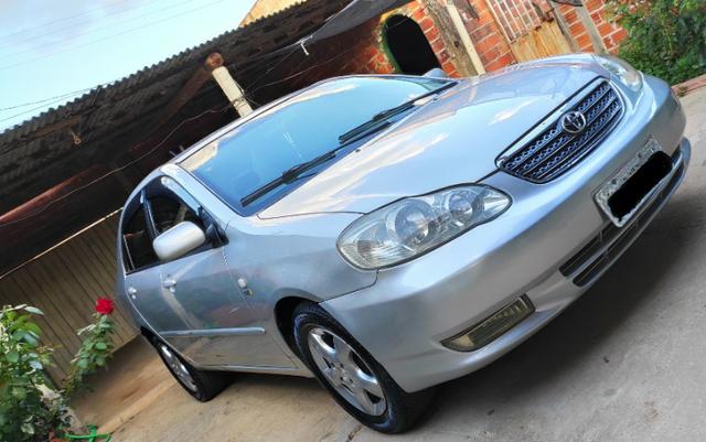 Toyota Corolla Xei automático Carro Bem Conservado 2005/2006 - Foto 3