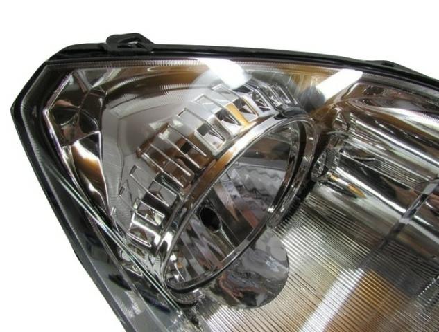Farol Fiesta Hatch Sedan Cromado 2003 2004 2005 2006 Direito - Foto 4
