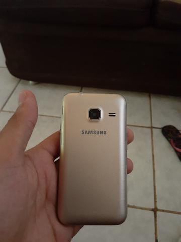 J1 mini Dourado