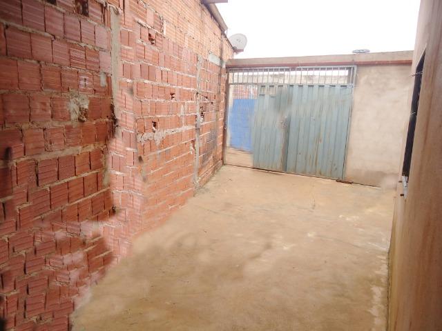 Ótimo preço casa só faltando pintura próxima da principal 300 metros do trem bom - Foto 10