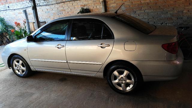 Toyota Corolla Xei automático Carro Bem Conservado 2005/2006 - Foto 5