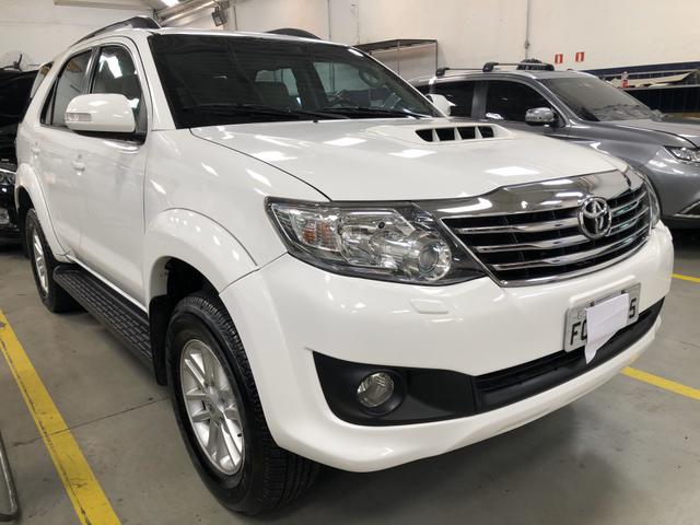Hilux SW4 Diesel 4x4 Blindado 7 lugares