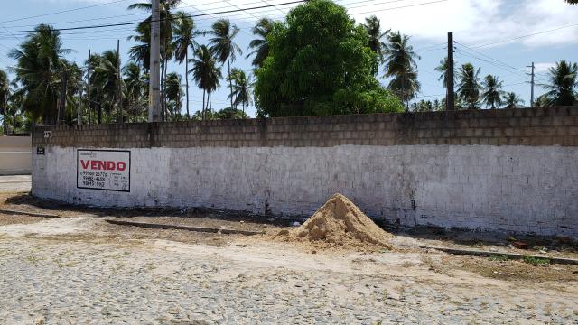 Terreno na Lagoa Redonda, medindo 3.400m², ao lado de três Condomínios - Foto 3