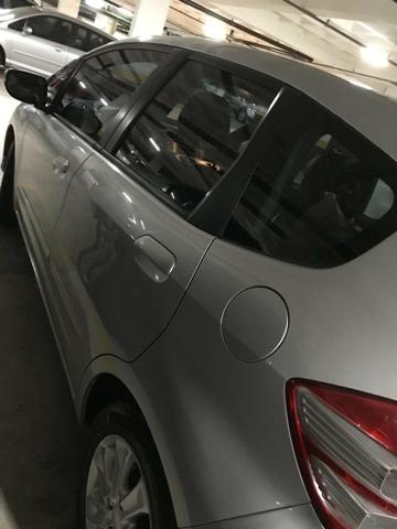 Vendo Honda Fit - Foto 6