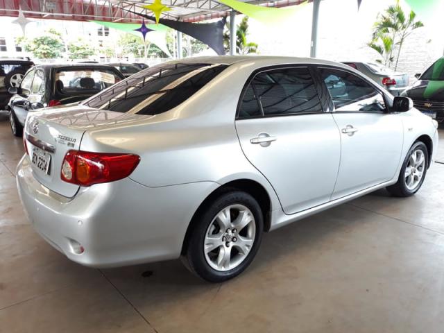 TOYOTA COROLLA SEDAN XEi 1.8 16v(Aut.) 4p - Foto 17