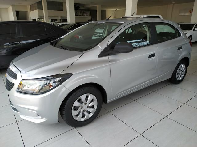 Onix Joy 2019 1.0 completo prata