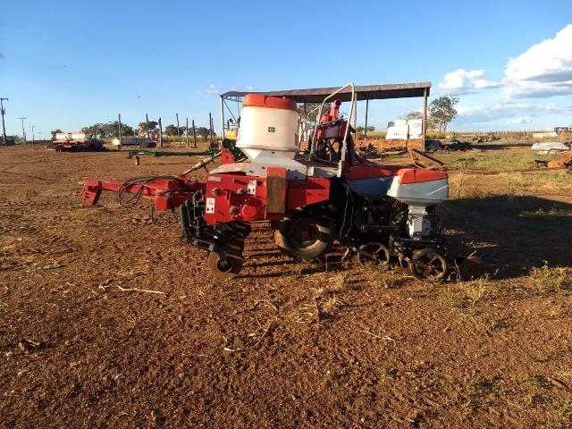 Plantadeira jumil 3090