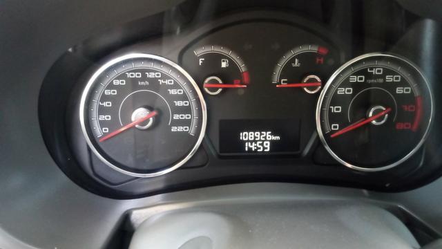 Fiat palio 1.0 attractive kit itália 2013/2013 único dono - Foto 3