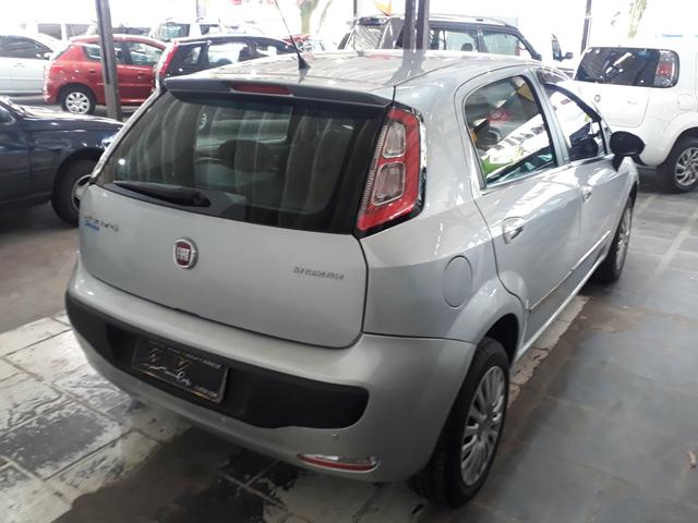 Punto ATRACTIVE 2013/2014 Prata 1.4 Flex Completo - Foto 8