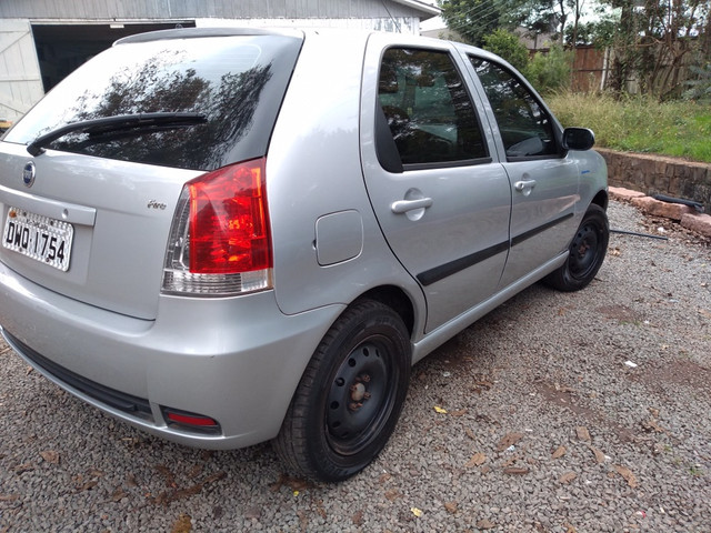 Troco carro e moto. Por carro de mesmo ou maior valor - Foto 3