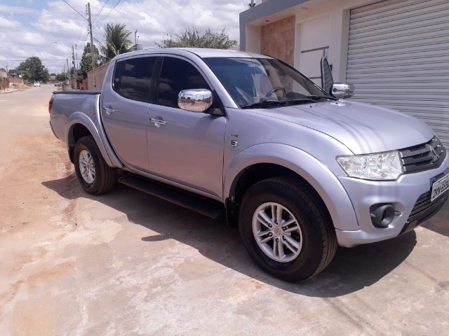 L200 TRITON HPE SDS AUTOMÁTICA COMPLETAOMPLETA MOD. 2014