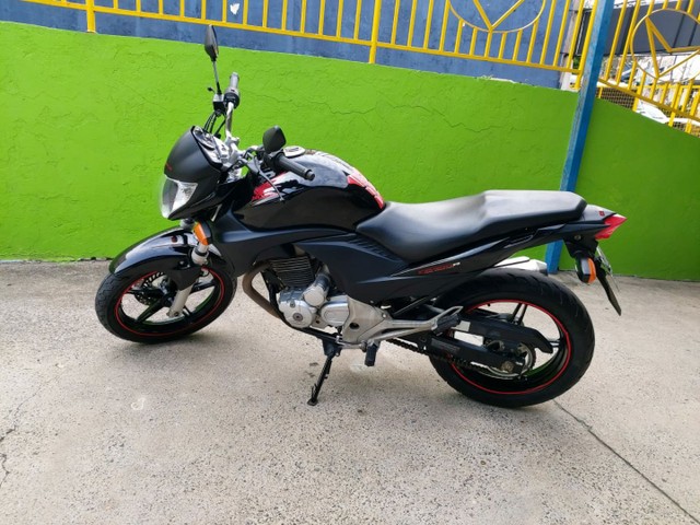 HONDA CB300 2011