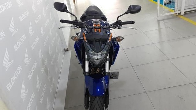 HONDA CB 500 500F // 2018
