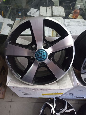 Rodas Novas aro 14 KOMBI KRMAI-Diamantada com Preto - Foto 2
