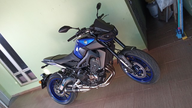 YAMAHA MT 09