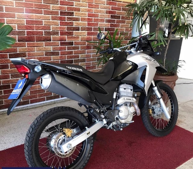 HONDA XRE