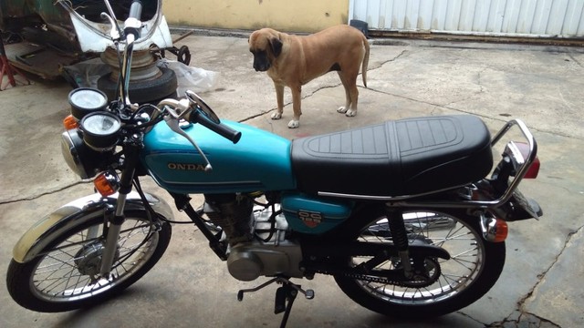 MOTO CG BOLINHA 125. ANO 82