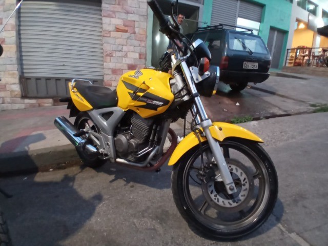 HONDA CBX 250 TWISTER 2007