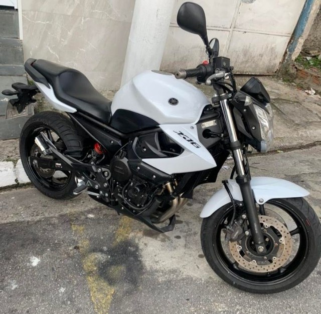 YAMAHA XJ6 2012