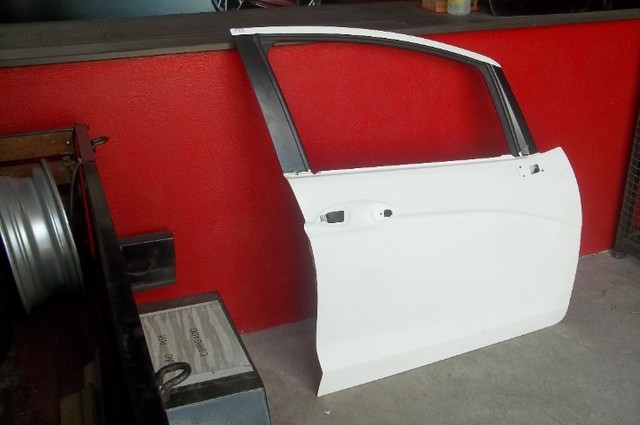 Porta Dianteira Direita Honda New Fit 2015 - Foto 2