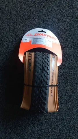 Pneu 29x2.20 Chaoyang Phantom Wet Tubeless Ready Banda Bege
