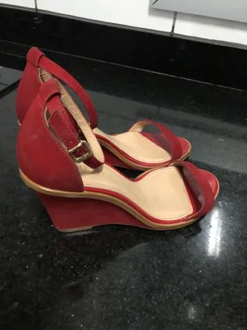 Linda sandália anabela da Arezzo, número 35 - Foto 6