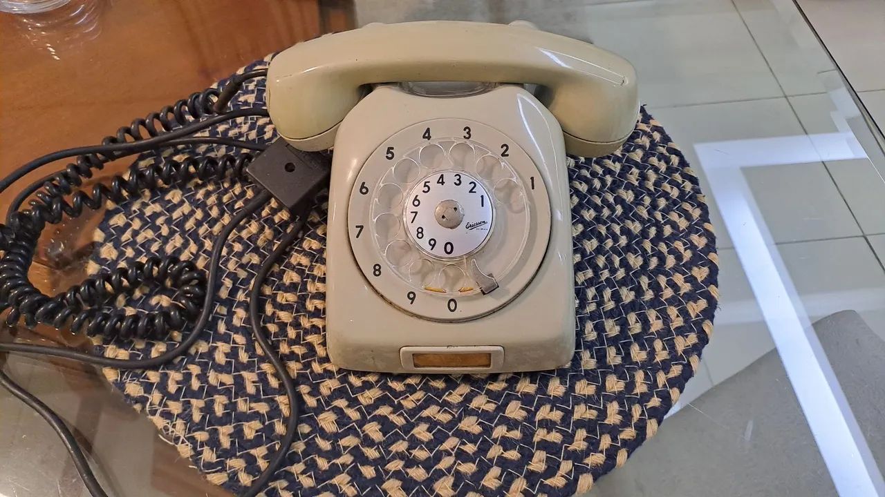 Telefone antigo Ericsson - Decoração vintage - Foto 3