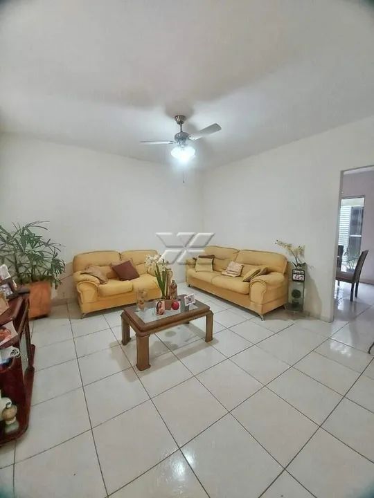 Casa à venda com 04 quartos em Ajapi