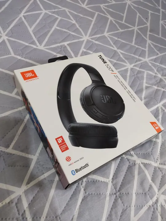 Fone bluetooth JBL Tune 520 BT